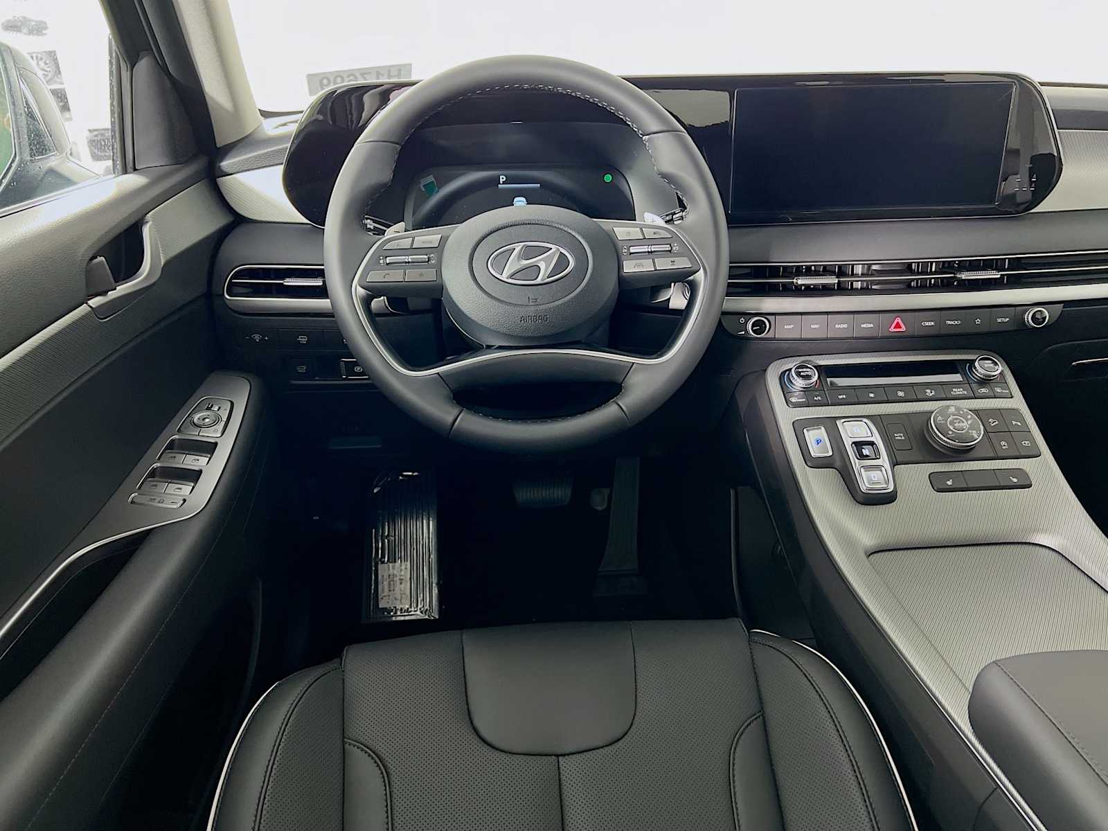 2025 Hyundai Palisade XRT - Photo 16