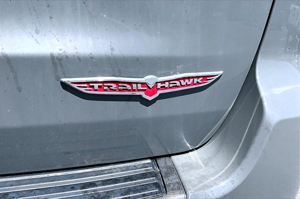 2020 Jeep Grand Cherokee Trailhawk - Photo 25