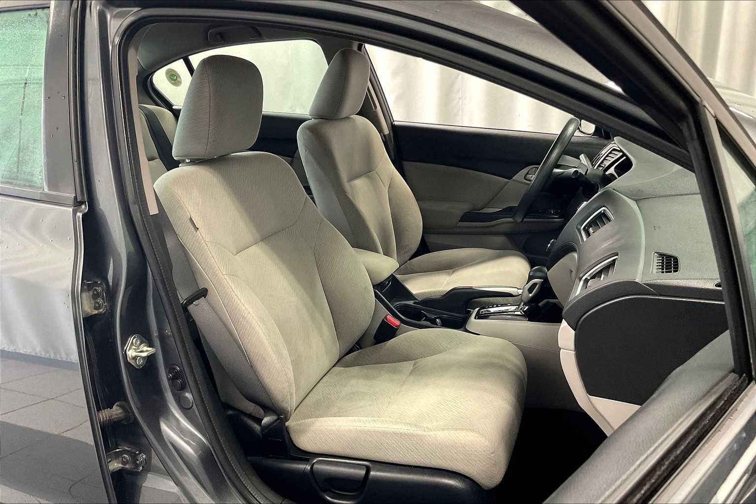 2013 Honda Civic LX - Photo 11