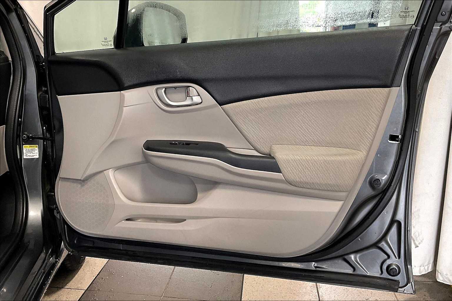 2013 Honda Civic LX - Photo 12