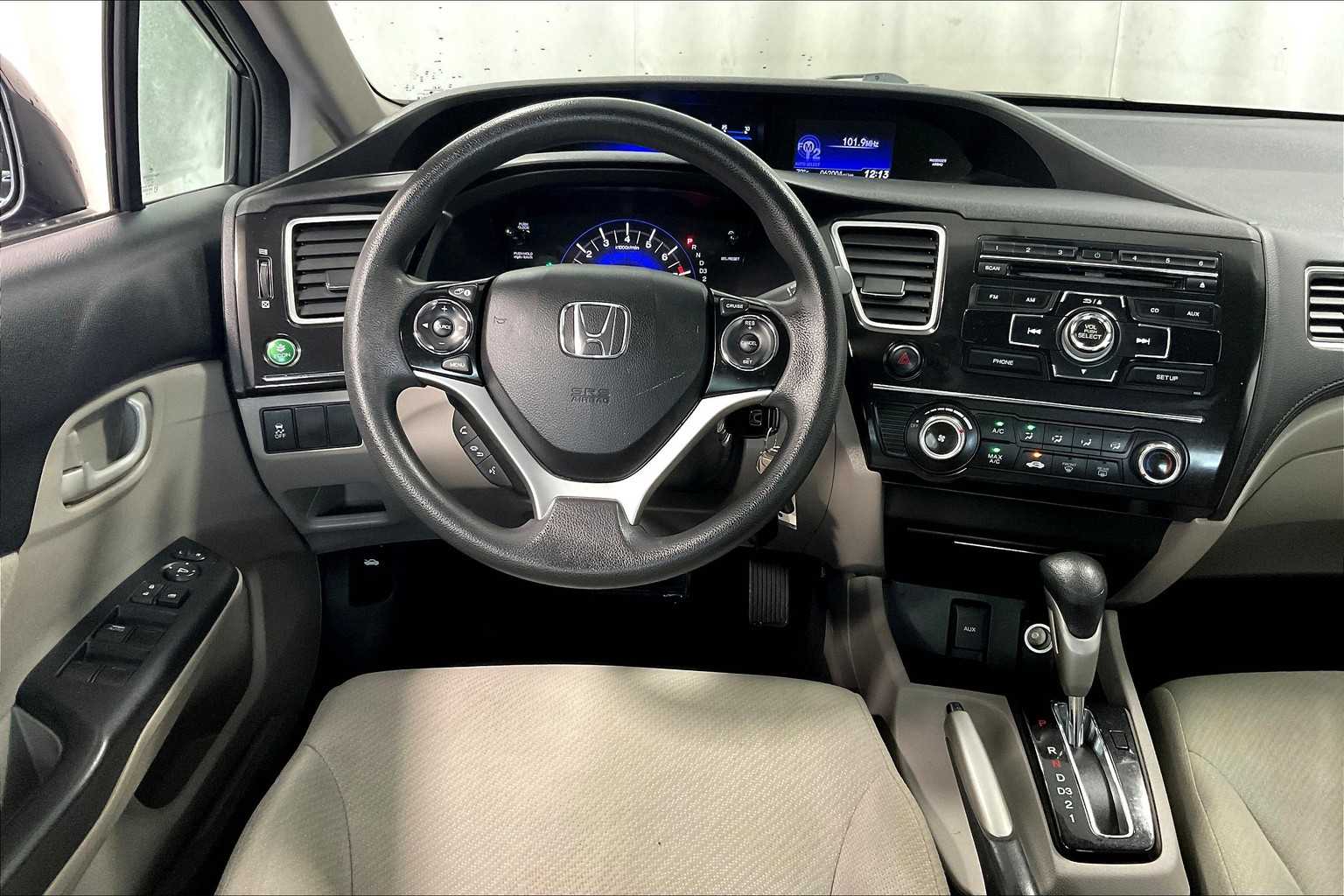 2013 Honda Civic LX - Photo 17