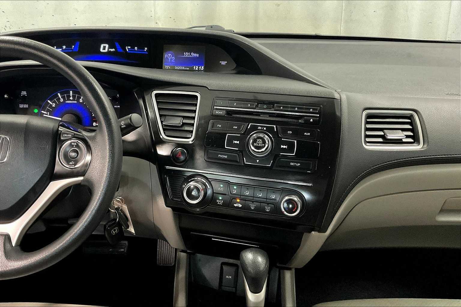 2013 Honda Civic LX - Photo 18
