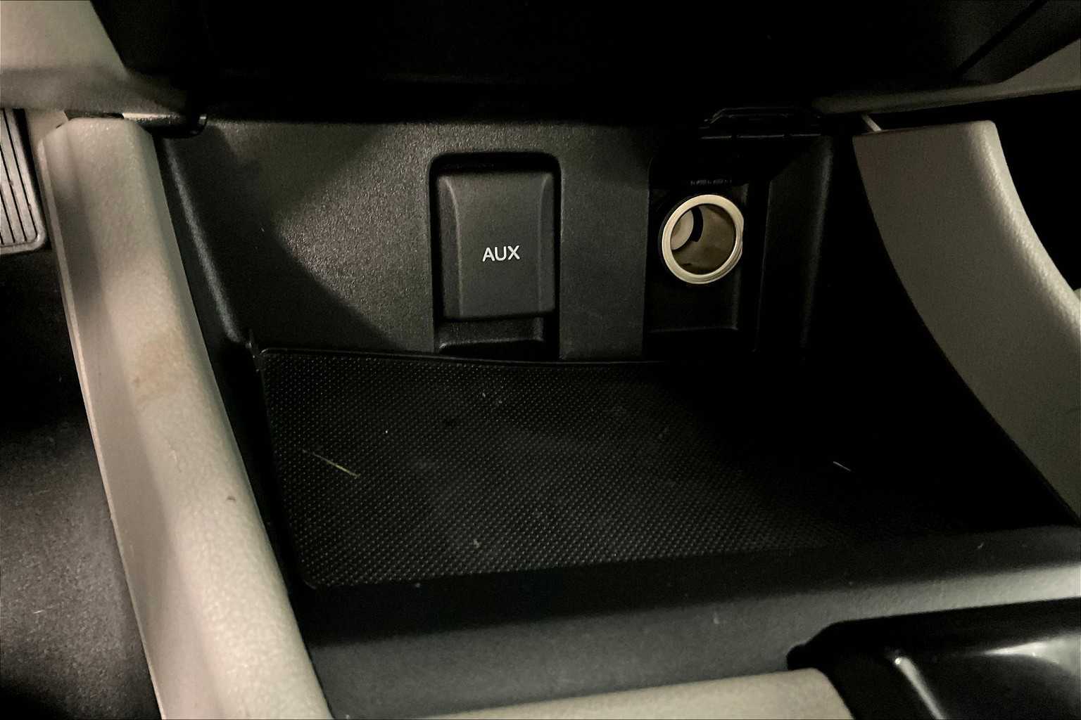 2013 Honda Civic LX - Photo 26