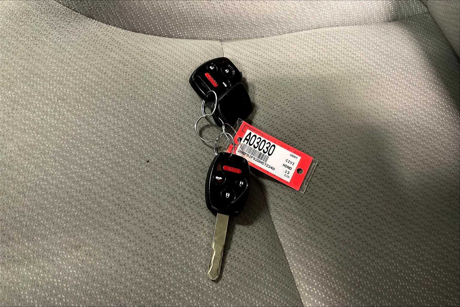 2013 Honda Civic LX - Photo 30