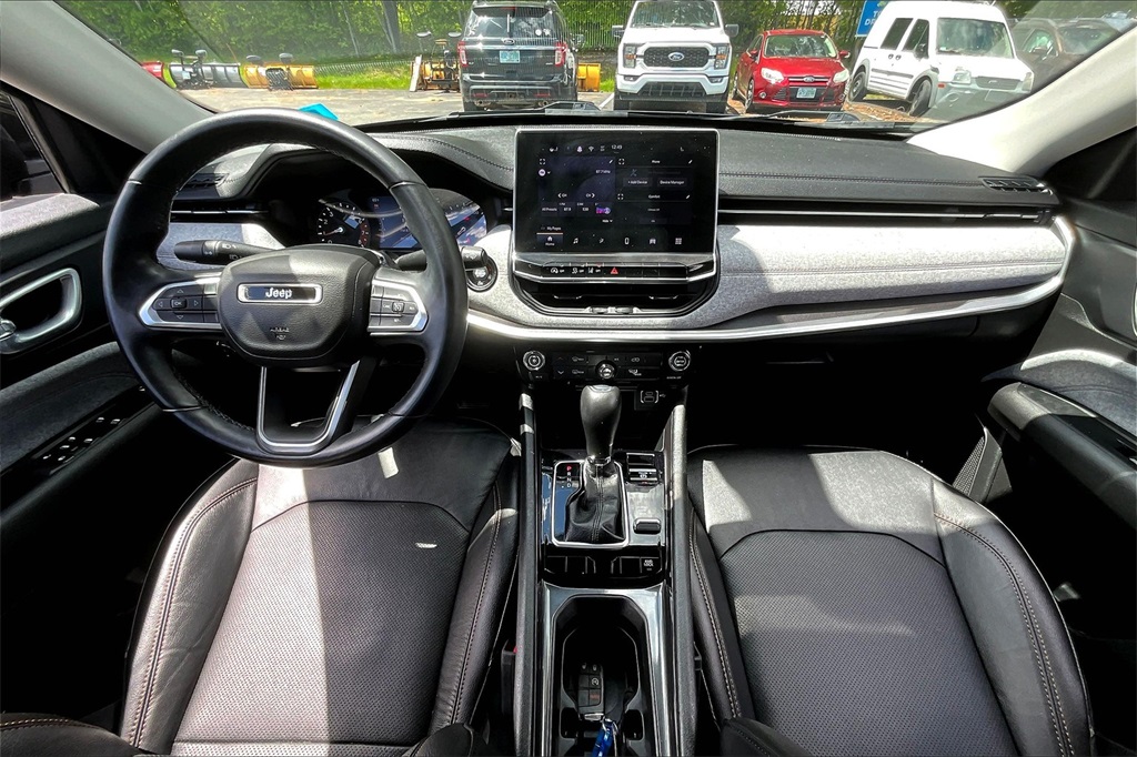 2022 Jeep Compass Latitude Lux - Photo 21
