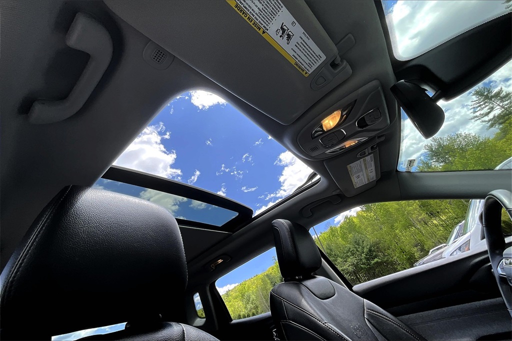2022 Jeep Compass Latitude Lux - Photo 22