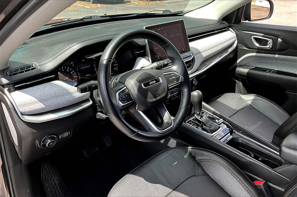 2022 Jeep Compass Latitude Lux - Photo 8