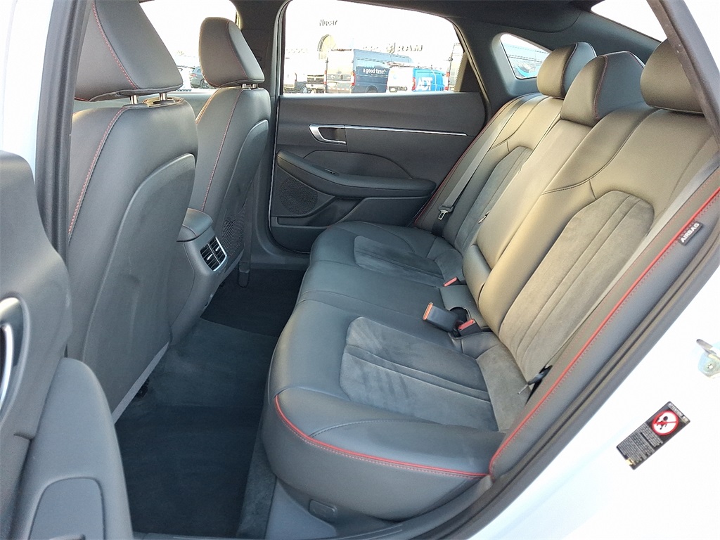 2022 Hyundai Sonata SEL Plus - Photo 11