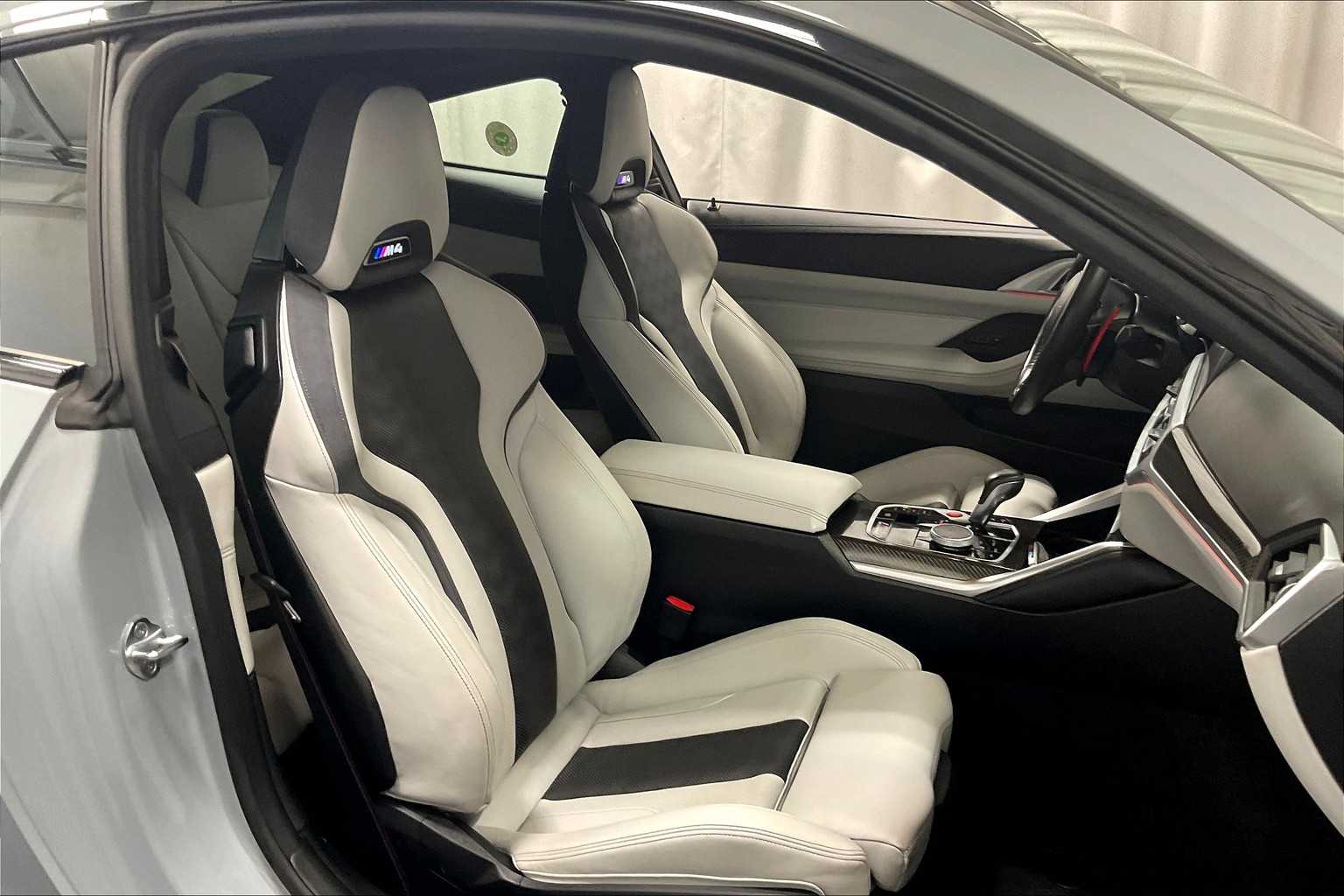 2023 BMW M4 Competition xDrive - Photo 12
