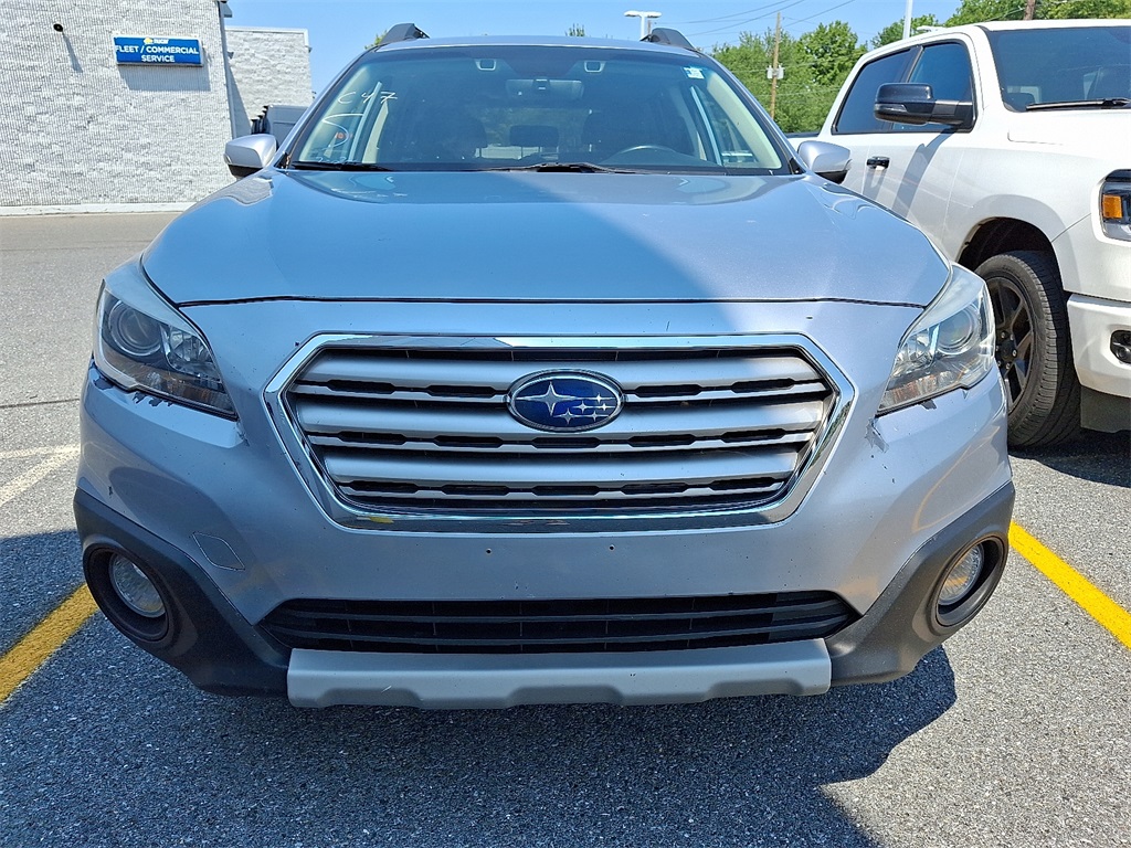 2017 Subaru Outback 3.6R - Photo 2