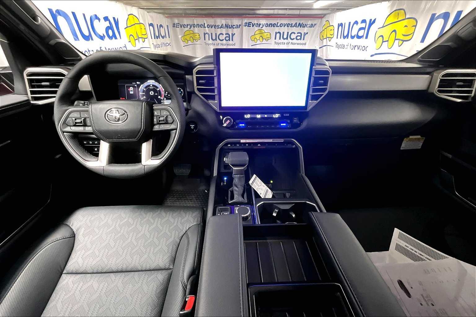 2025 Toyota Tundra Limited Hybrid - Photo 12