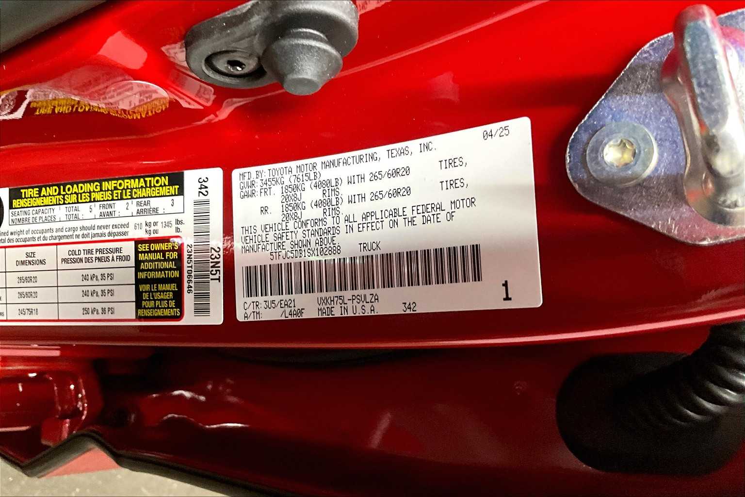 2025 Toyota Tundra Limited Hybrid - Photo 17