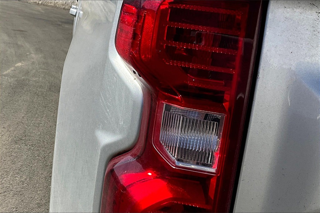 2022 Chevrolet Silverado 1500 LTD LT - Photo 28
