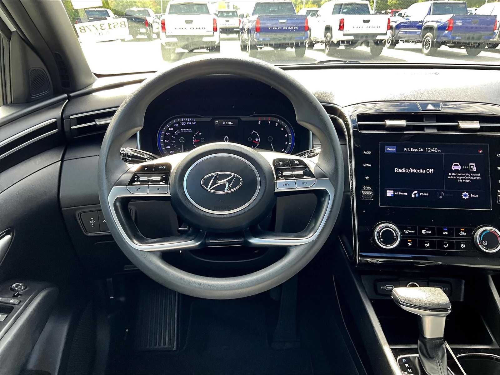 2022 Hyundai Santa Cruz SEL - Photo 17
