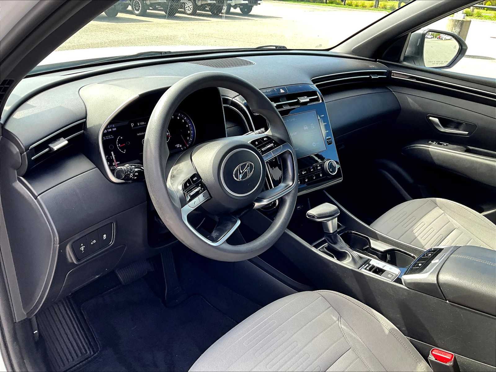 2022 Hyundai Santa Cruz SEL - Photo 8