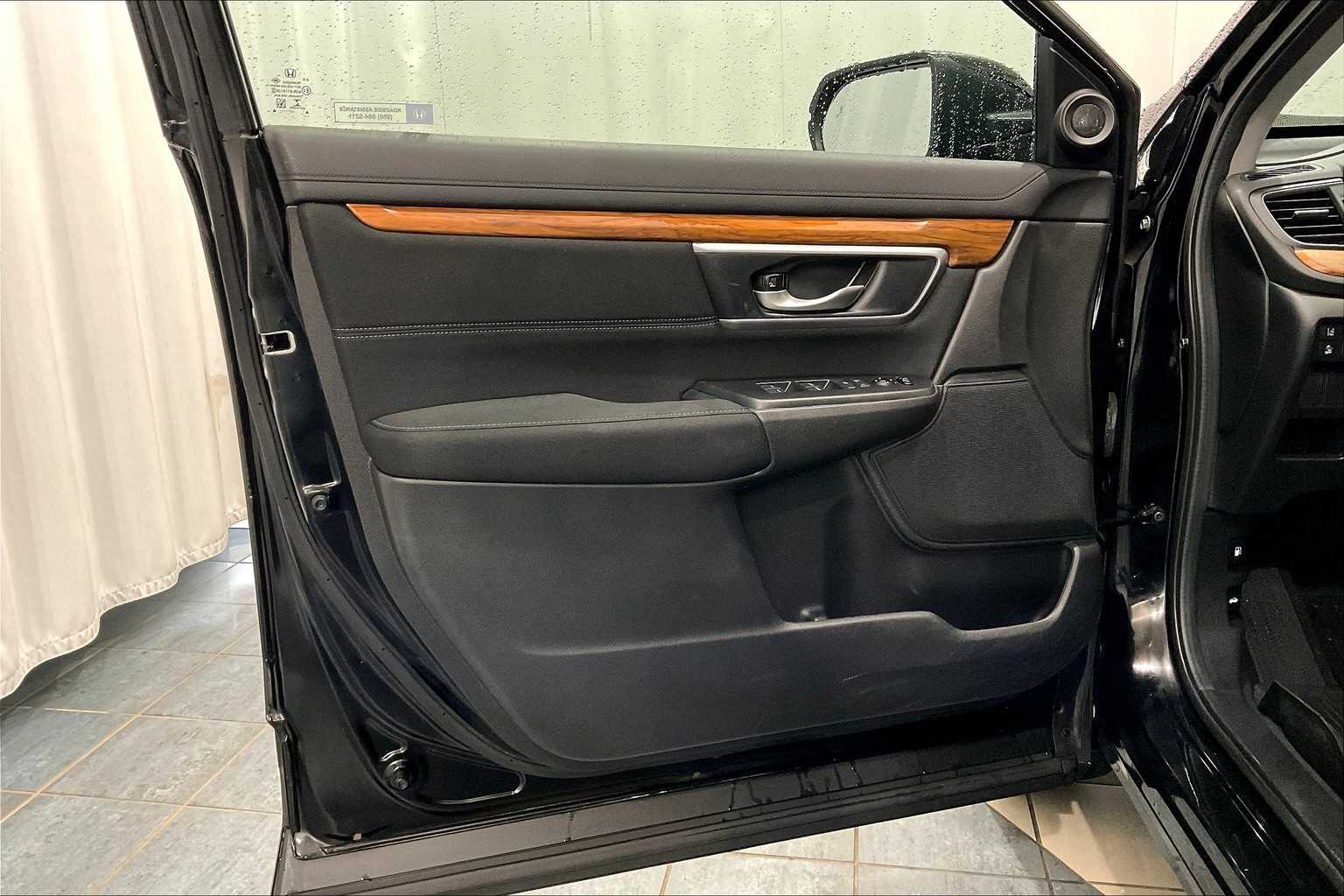 2017 Honda CR-V EX - Photo 9