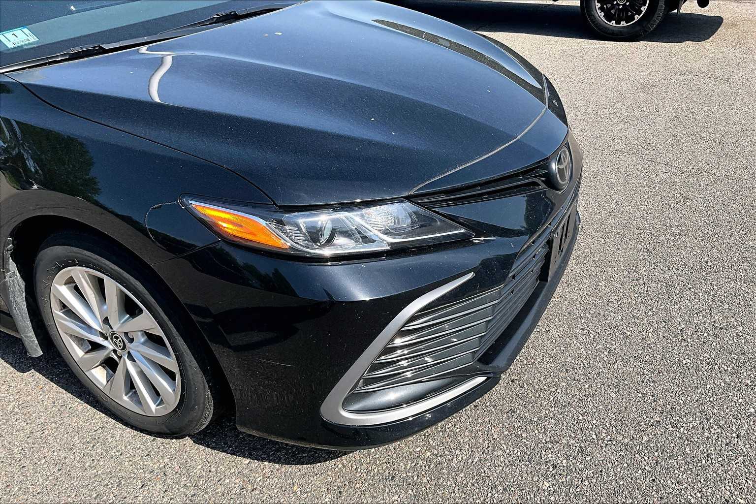 2023 Toyota Camry LE - Photo 5
