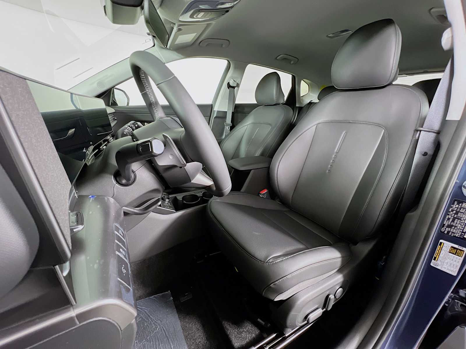 2026 Hyundai Kona SEL Premium - Photo 12