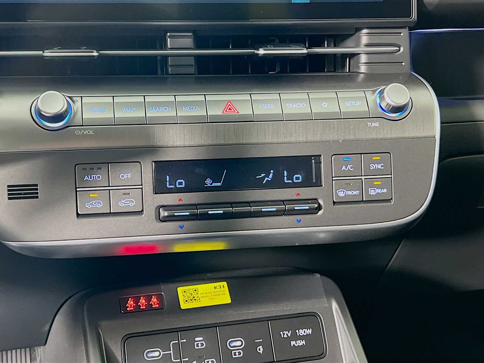 2026 Hyundai Kona SEL Premium - Photo 10