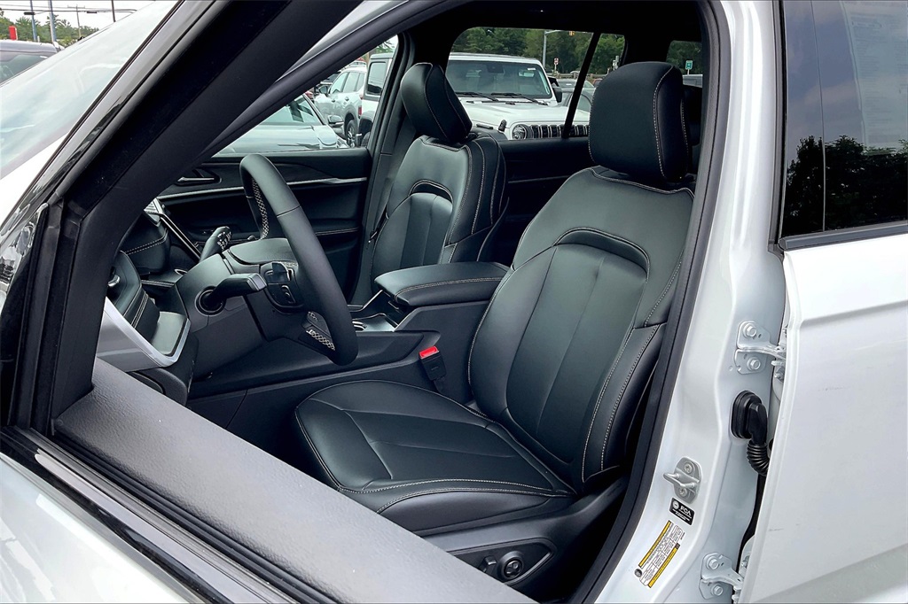 2025 Jeep Grand Cherokee Limited - Photo 11