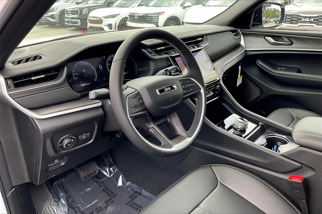2025 Jeep Grand Cherokee Limited - Photo 9