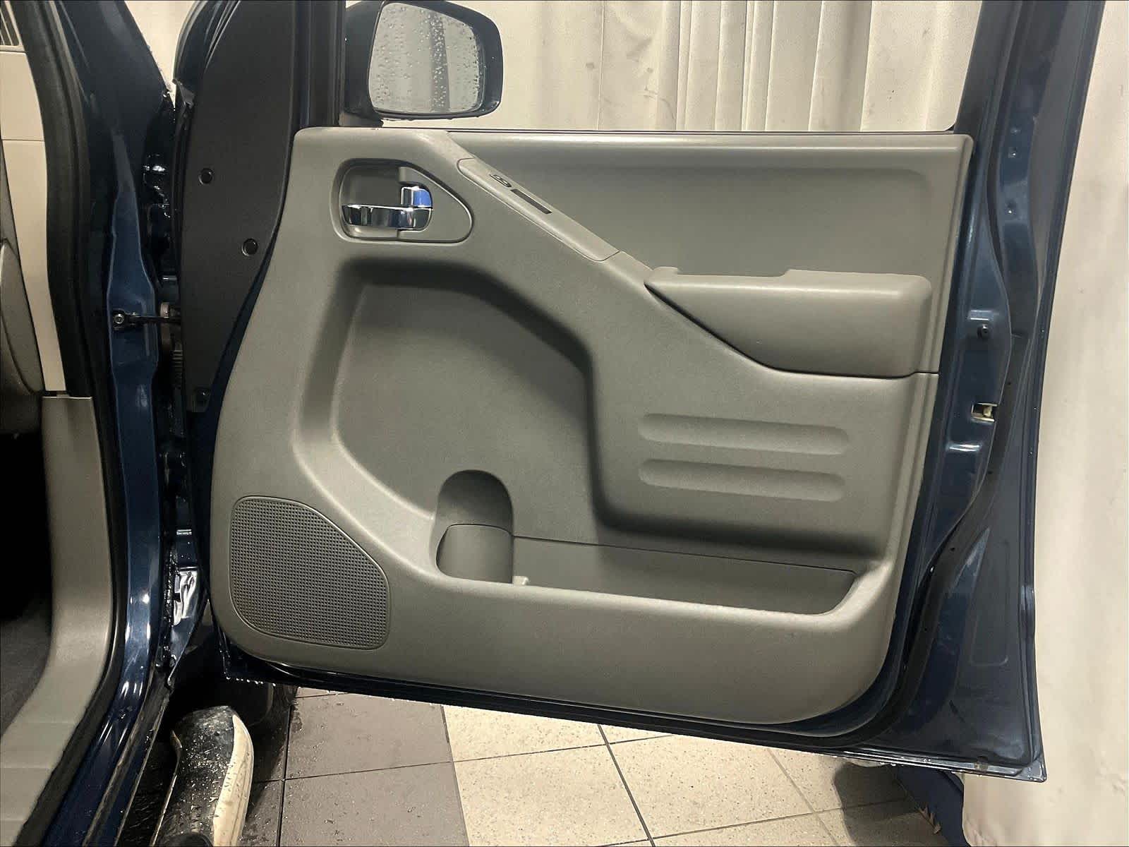 2020 Nissan Frontier SV - Photo 12