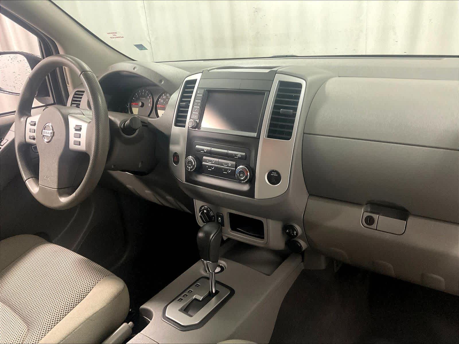 2020 Nissan Frontier SV - Photo 14