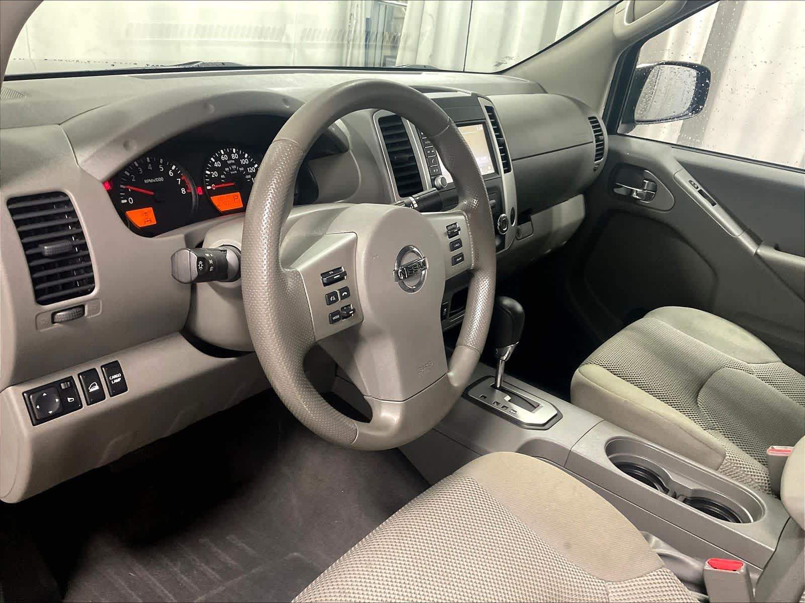 2020 Nissan Frontier SV - Photo 8