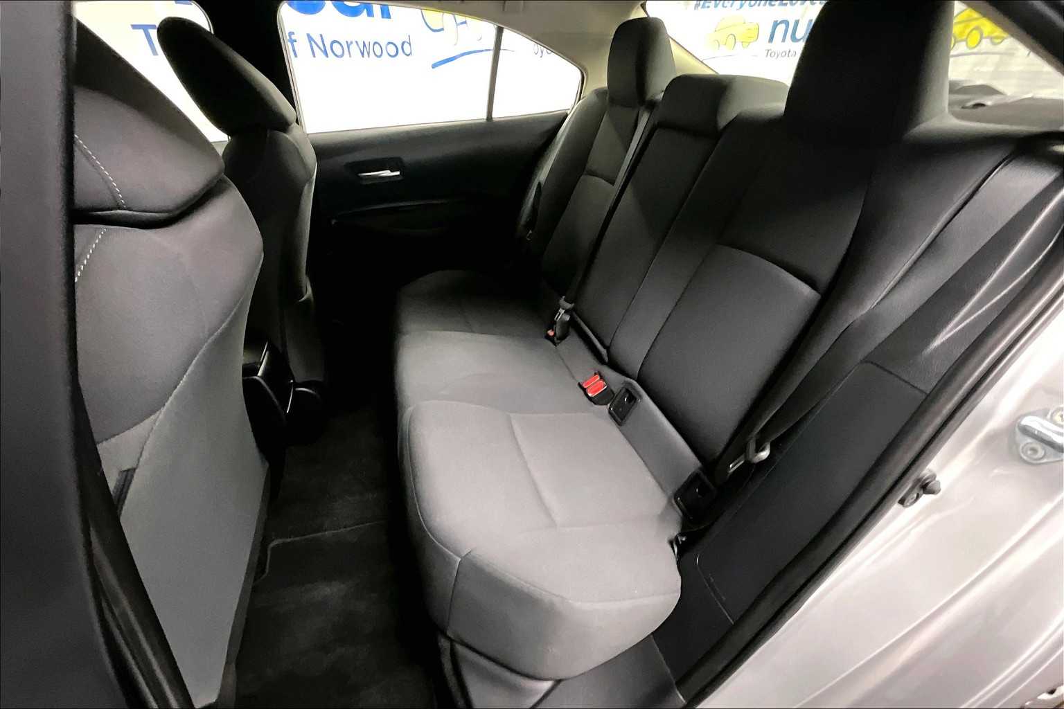 2021 Toyota Corolla LE - Photo 15