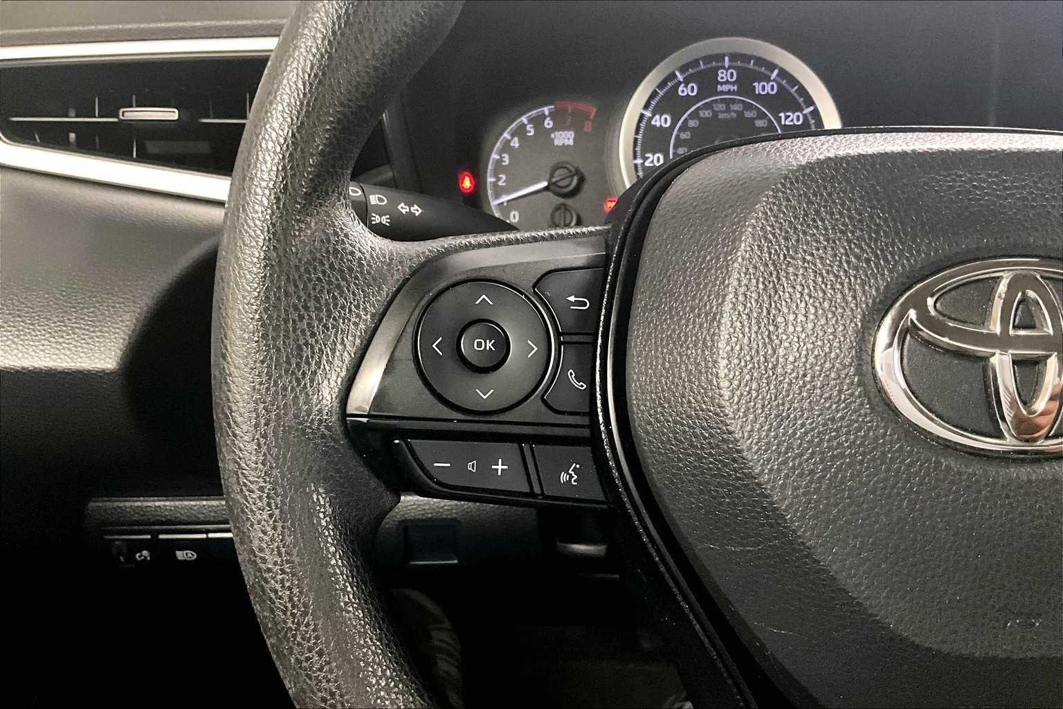 2021 Toyota Corolla LE - Photo 22
