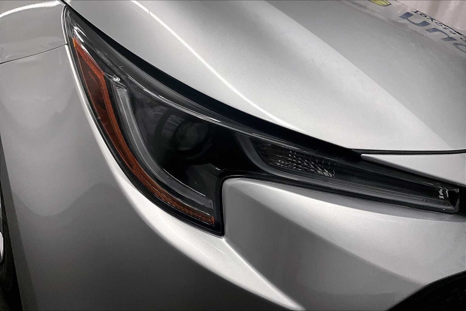 2021 Toyota Corolla LE - Photo 30
