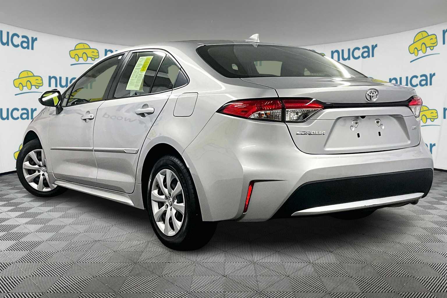 2021 Toyota Corolla LE - Photo 4