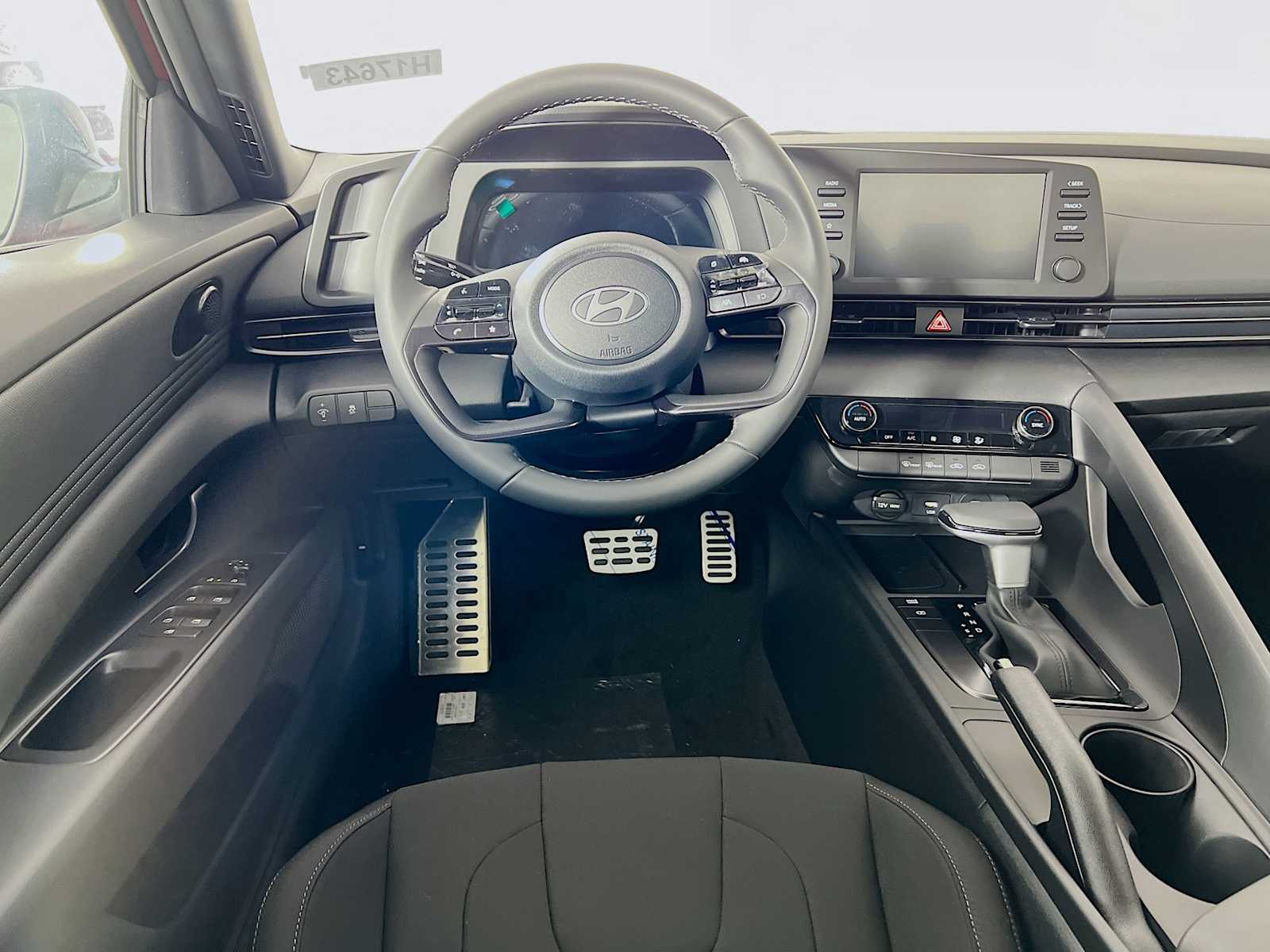 2025 Hyundai Elantra SEL Sport - Photo 14
