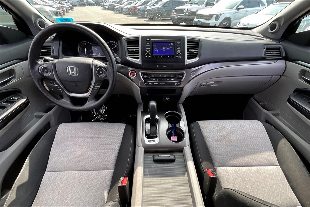 2017 Honda Ridgeline RTS - Photo 20