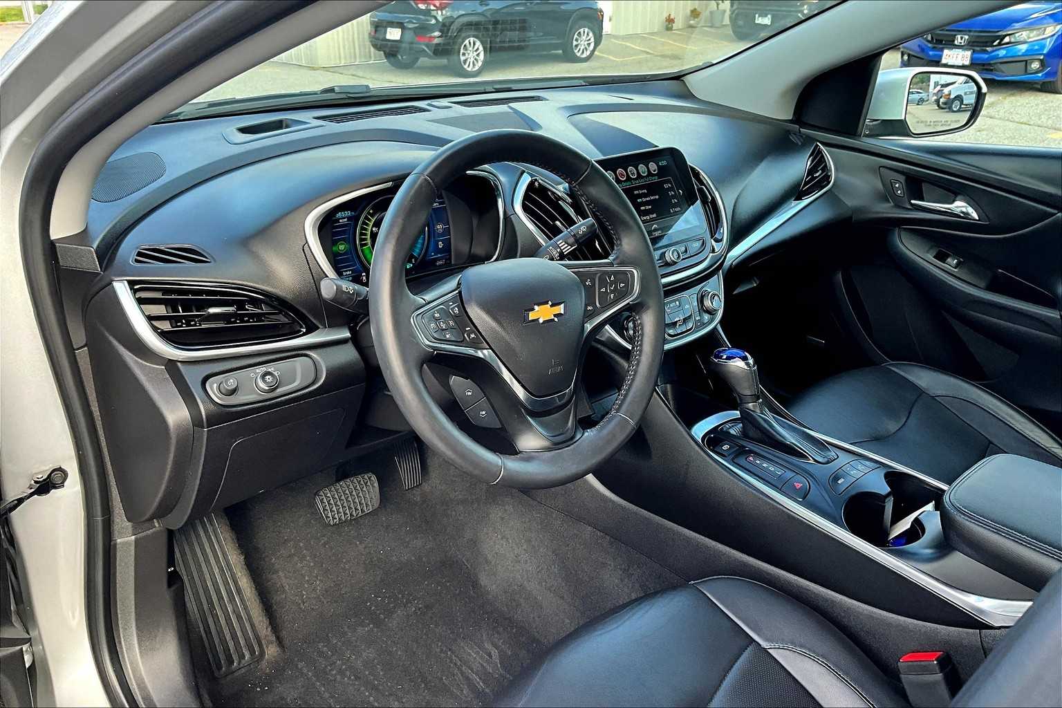 2017 Chevrolet Volt Premier - Photo 8