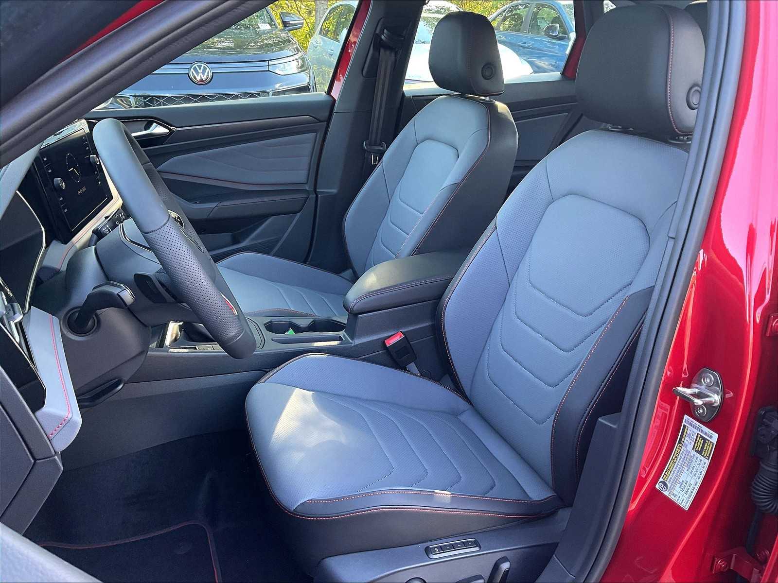 2025 Volkswagen Jetta GLI Autobahn - Photo 11