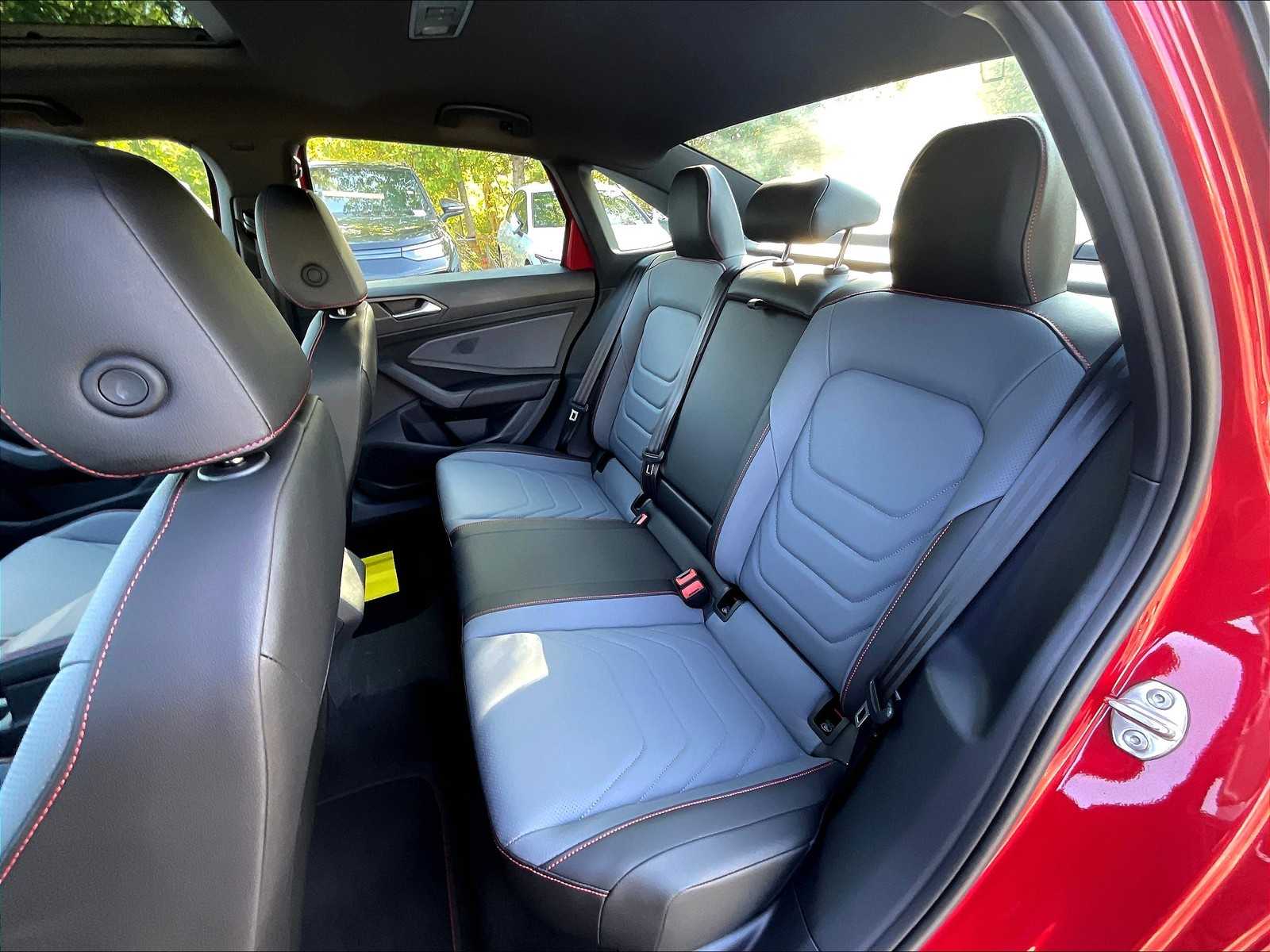 2025 Volkswagen Jetta GLI Autobahn - Photo 15