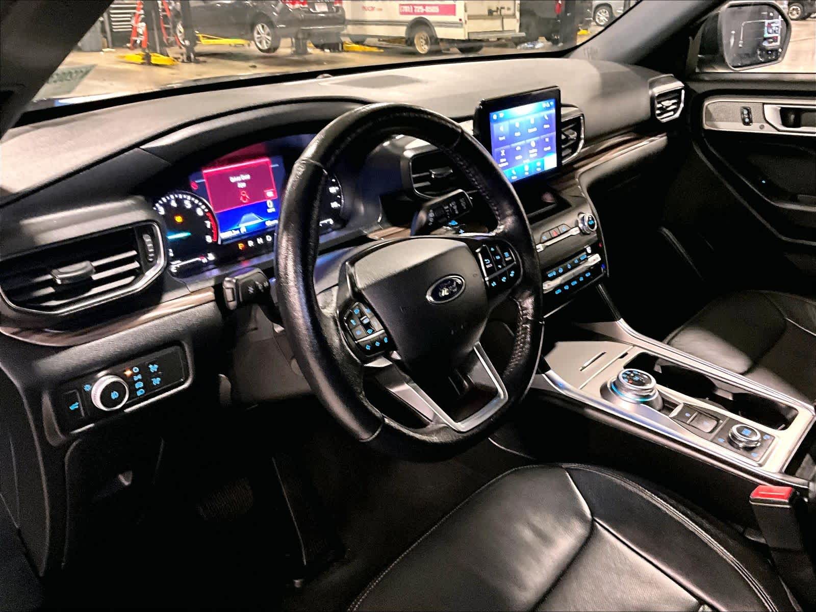 2020 Ford Explorer Limited - Photo 15