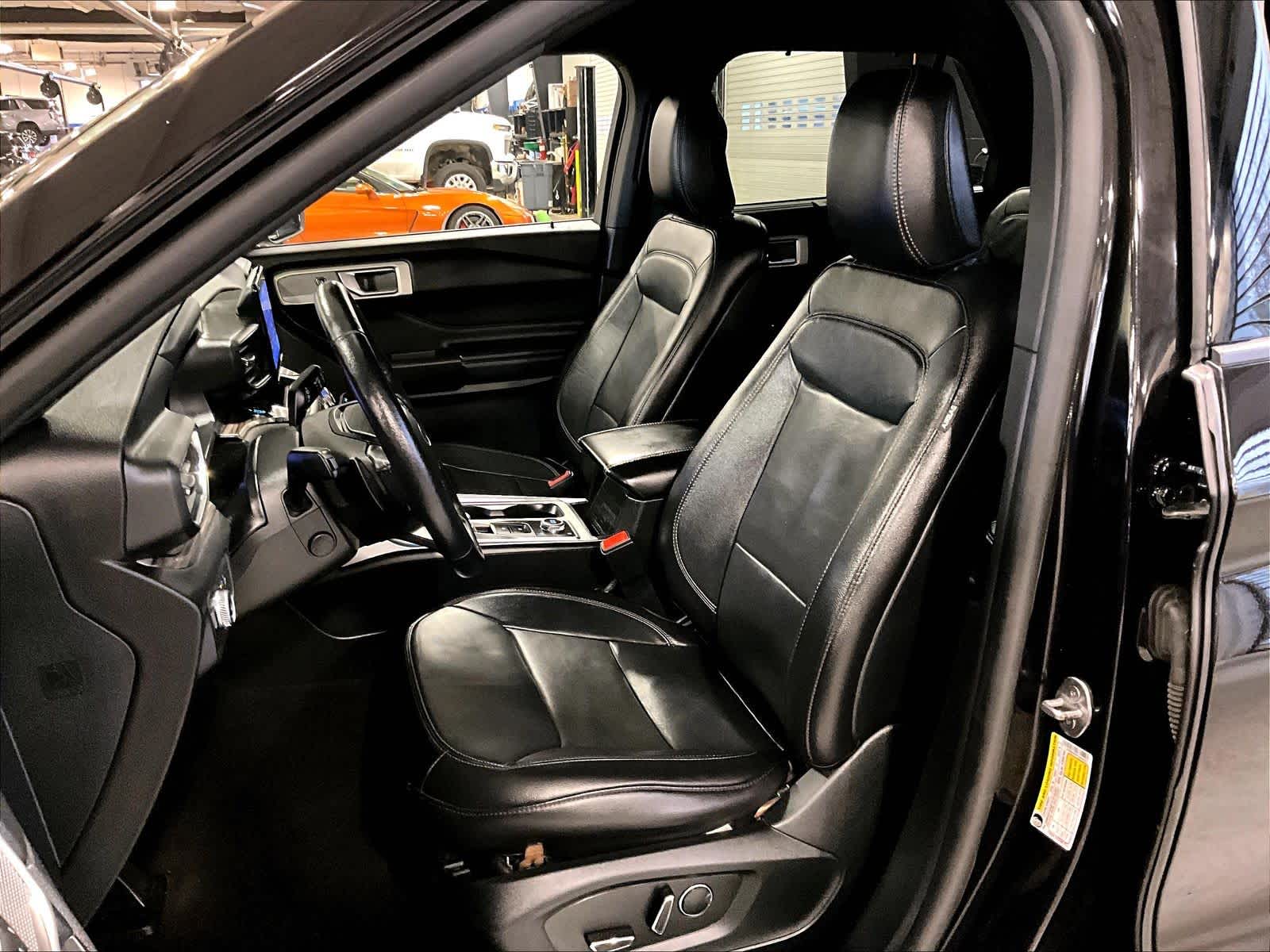 2020 Ford Explorer Limited - Photo 18