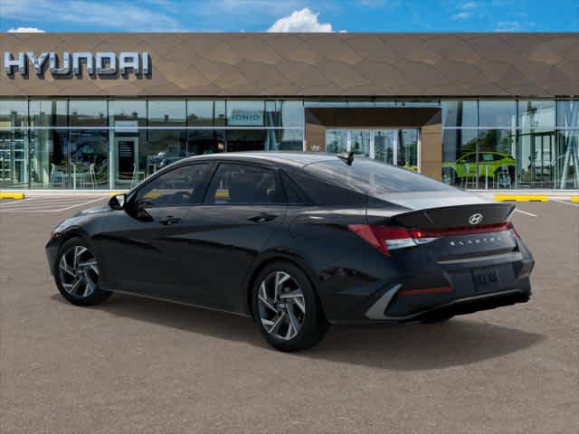 2025 Hyundai Elantra SEL Sport - Photo 5