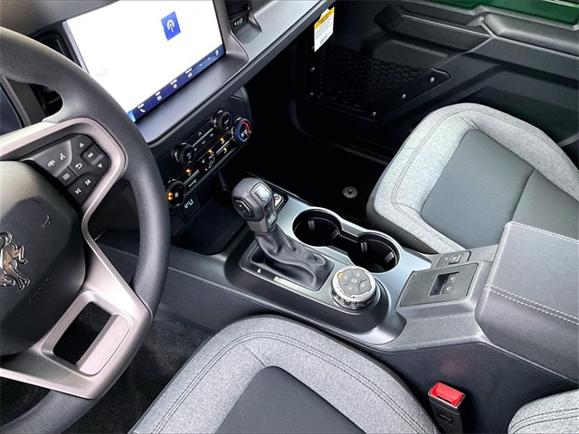 2025 Ford Bronco Base - Photo 9