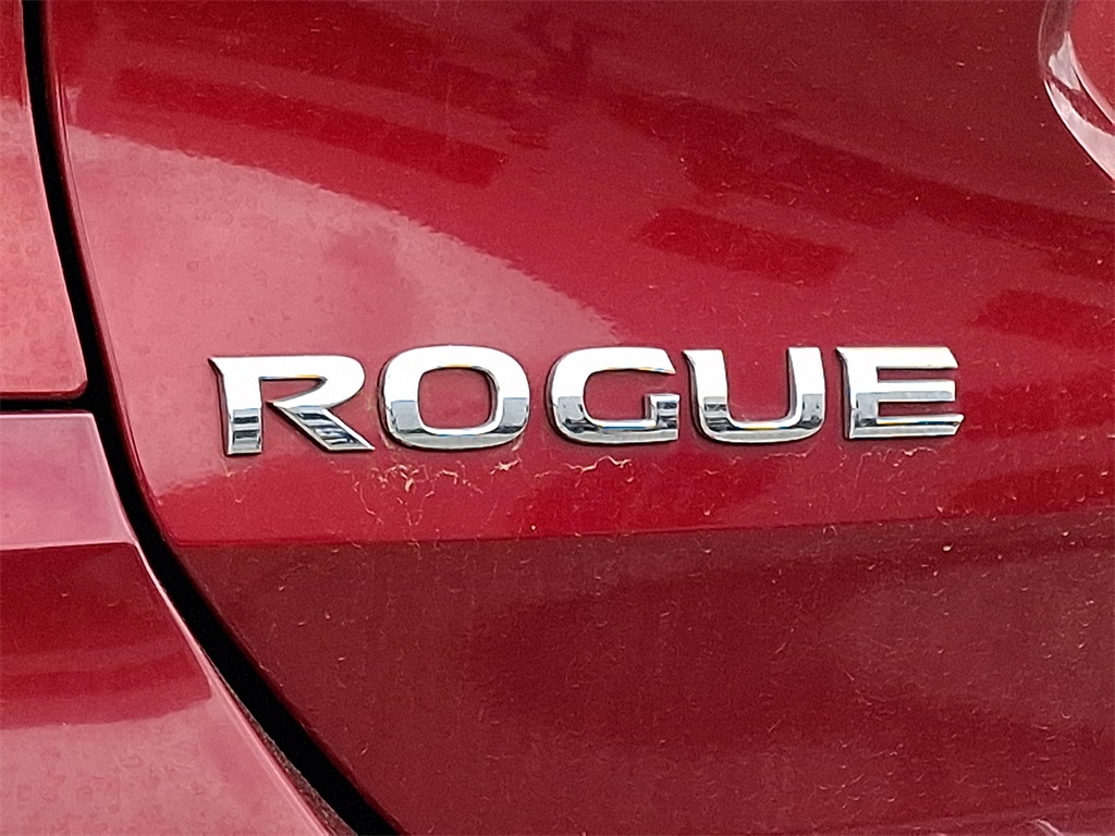 2018 Nissan Rogue SL - Photo 9