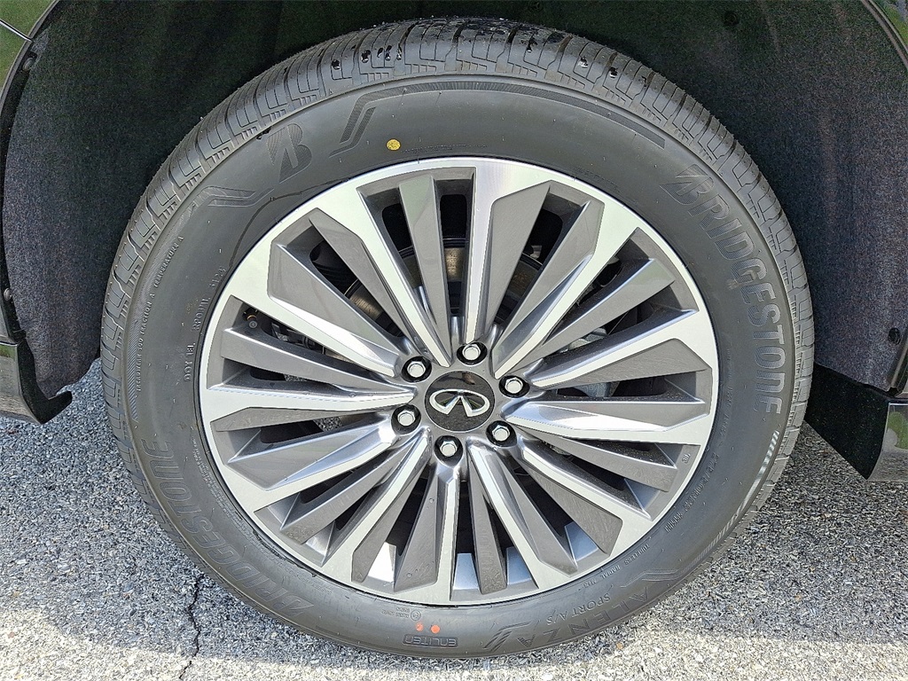 2025 INFINITI QX80 SENSORY - Photo 5