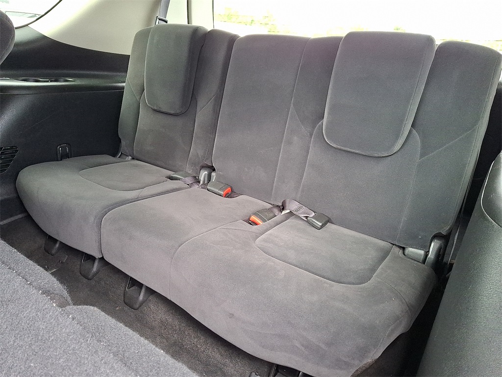 2019 Nissan Armada SV - Photo 11