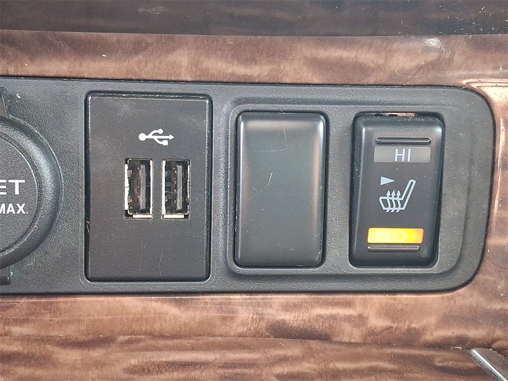 2019 Nissan Armada SV - Photo 25