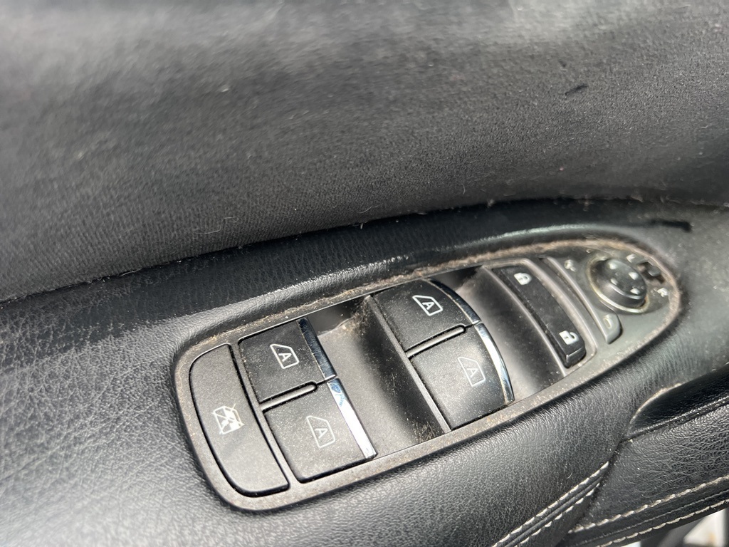 2019 Nissan Armada SV - Photo 6