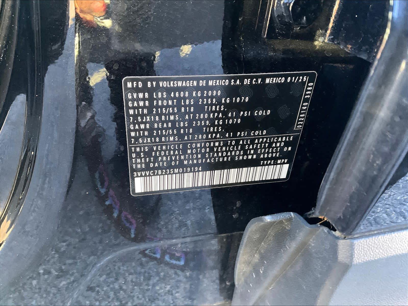 2025 Volkswagen Taos SE - Photo 29