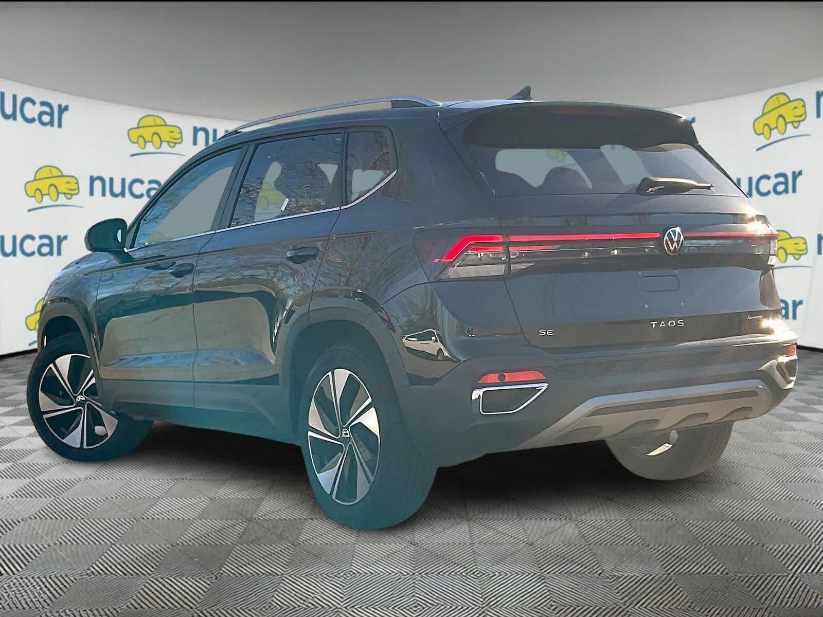 2025 Volkswagen Taos SE - Photo 3