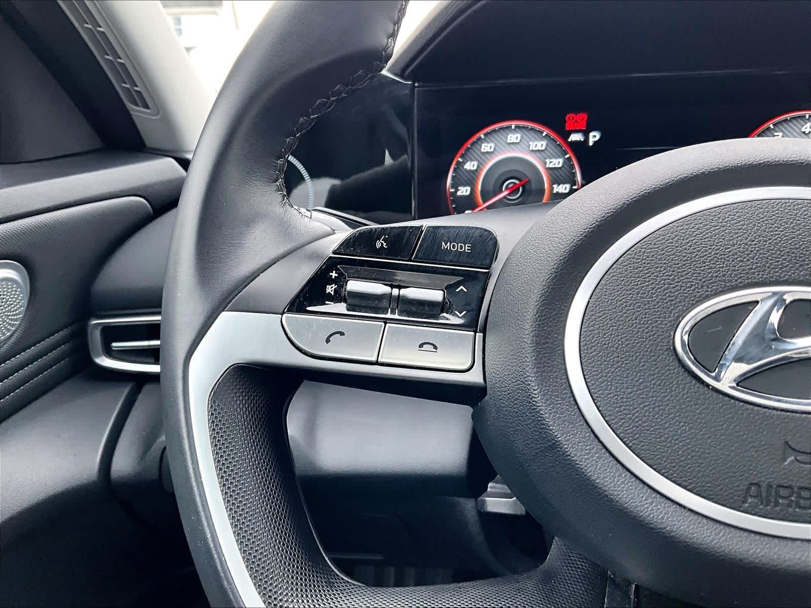 2023 Hyundai Elantra SEL - Photo 23