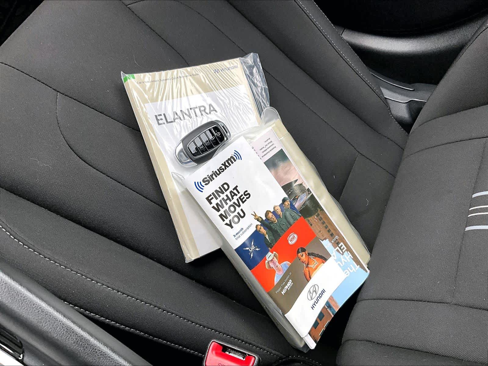 2023 Hyundai Elantra SEL - Photo 29